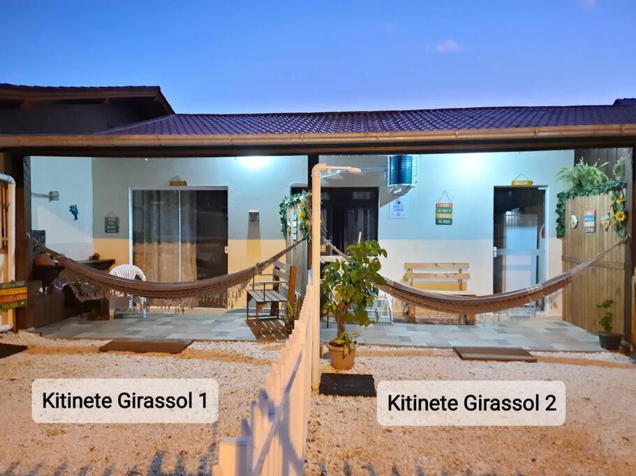 Kitinete Girassol 1 - Penha Sc - Beto Carrero Villa ภายนอก รูปภาพ